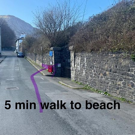Lovely New 2 Bedroom Condo With Stunning Seaviews Penmaenmawr Exterior photo