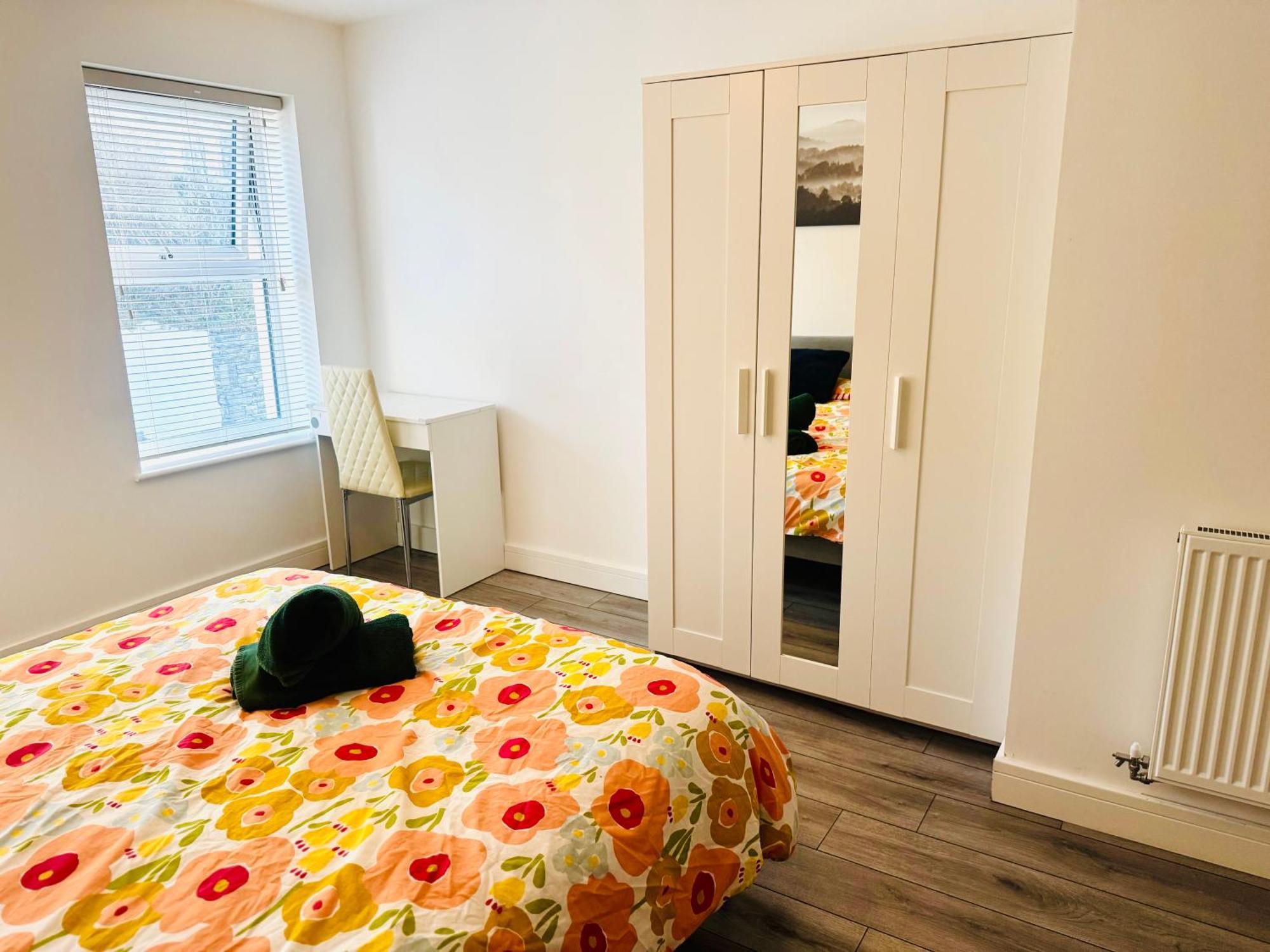 Lovely New 2 Bedroom Condo With Stunning Seaviews Penmaenmawr Exterior photo